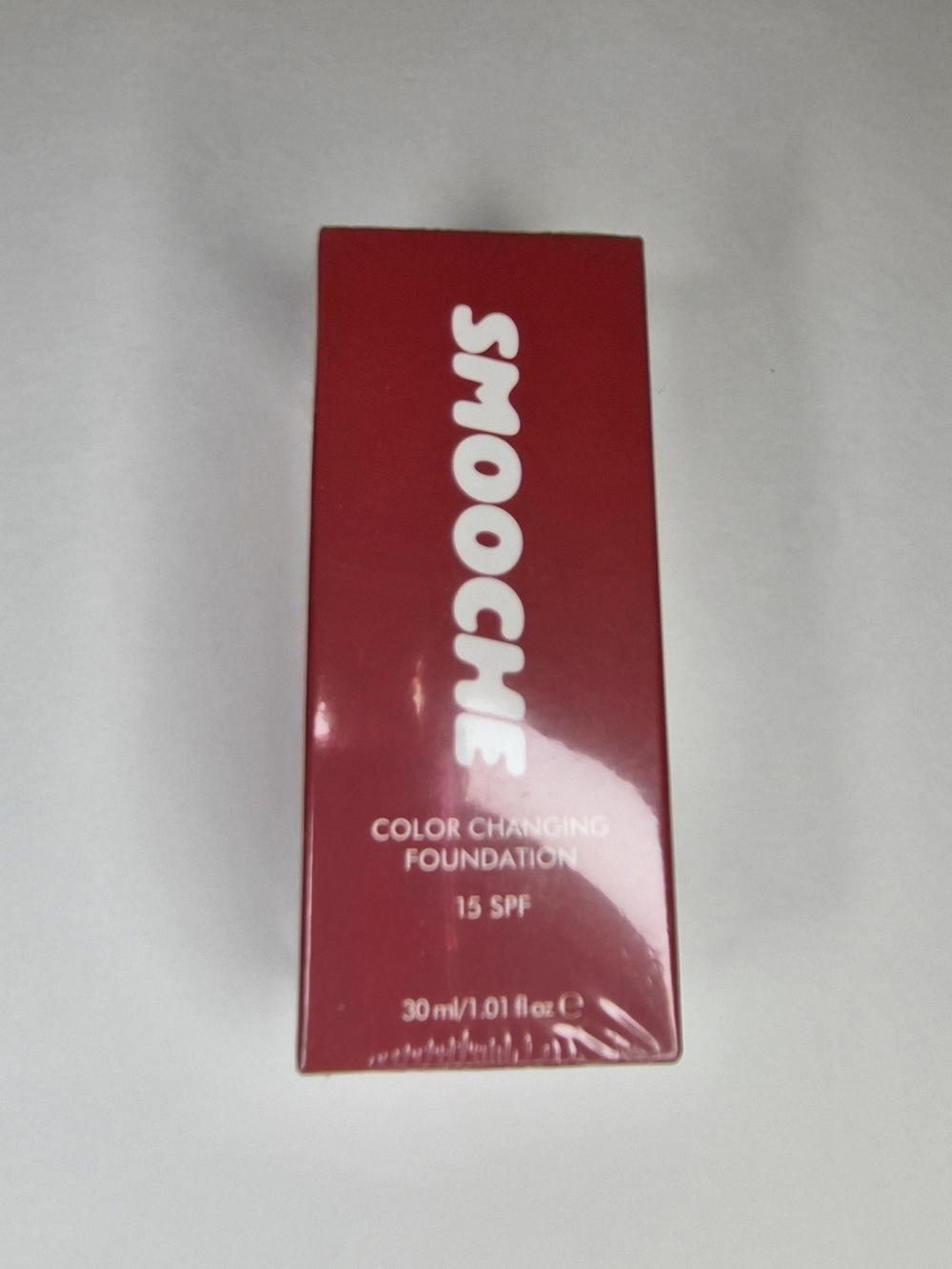 SEALED NIB Smooche Color Changing Foundation SPF 15 30ml